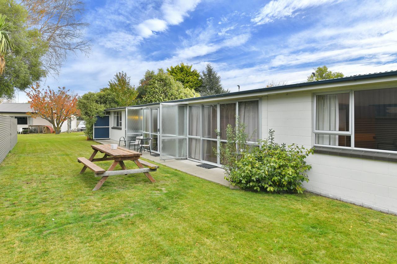 Wayside 3*